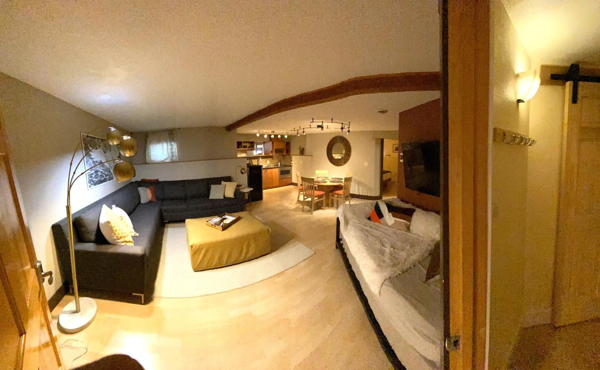Bell In The Woods B&B ซูเวิร์ด ภายนอก รูปภาพ