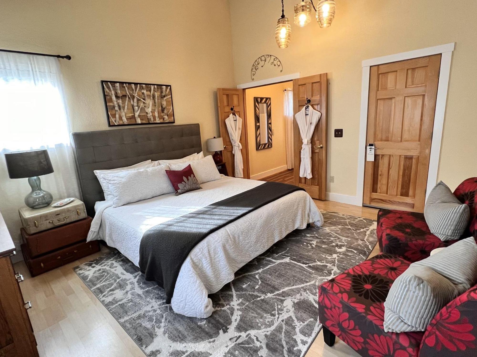 Bell In The Woods B&B ซูเวิร์ด ภายนอก รูปภาพ