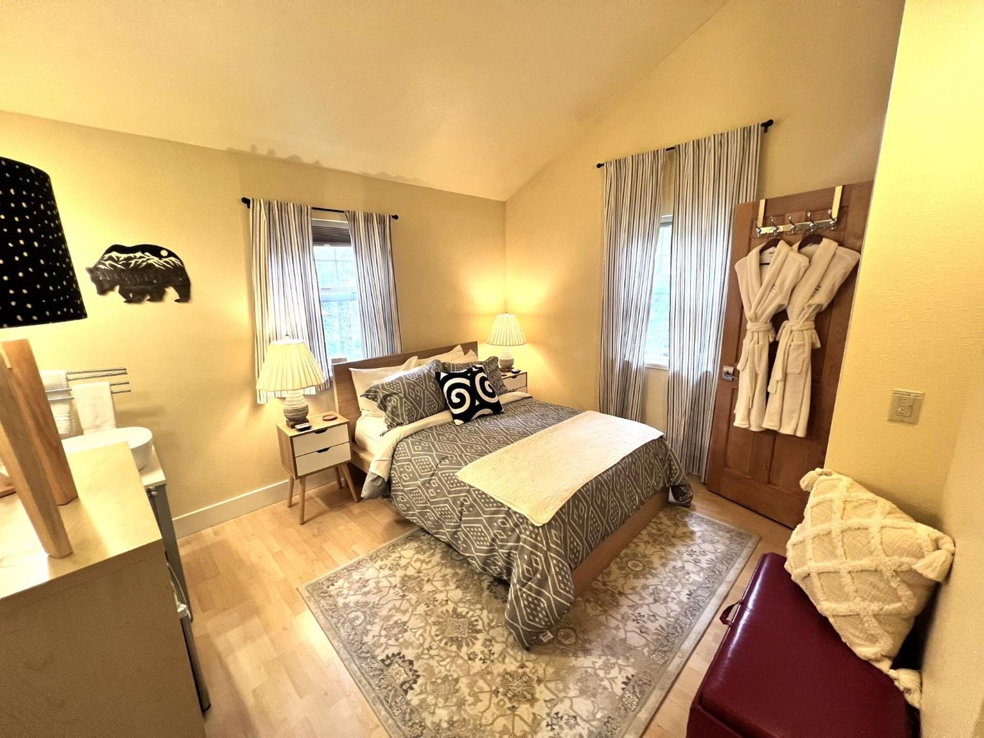 Bell In The Woods B&B ซูเวิร์ด ภายนอก รูปภาพ